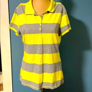 This is a polo 👚 shirt